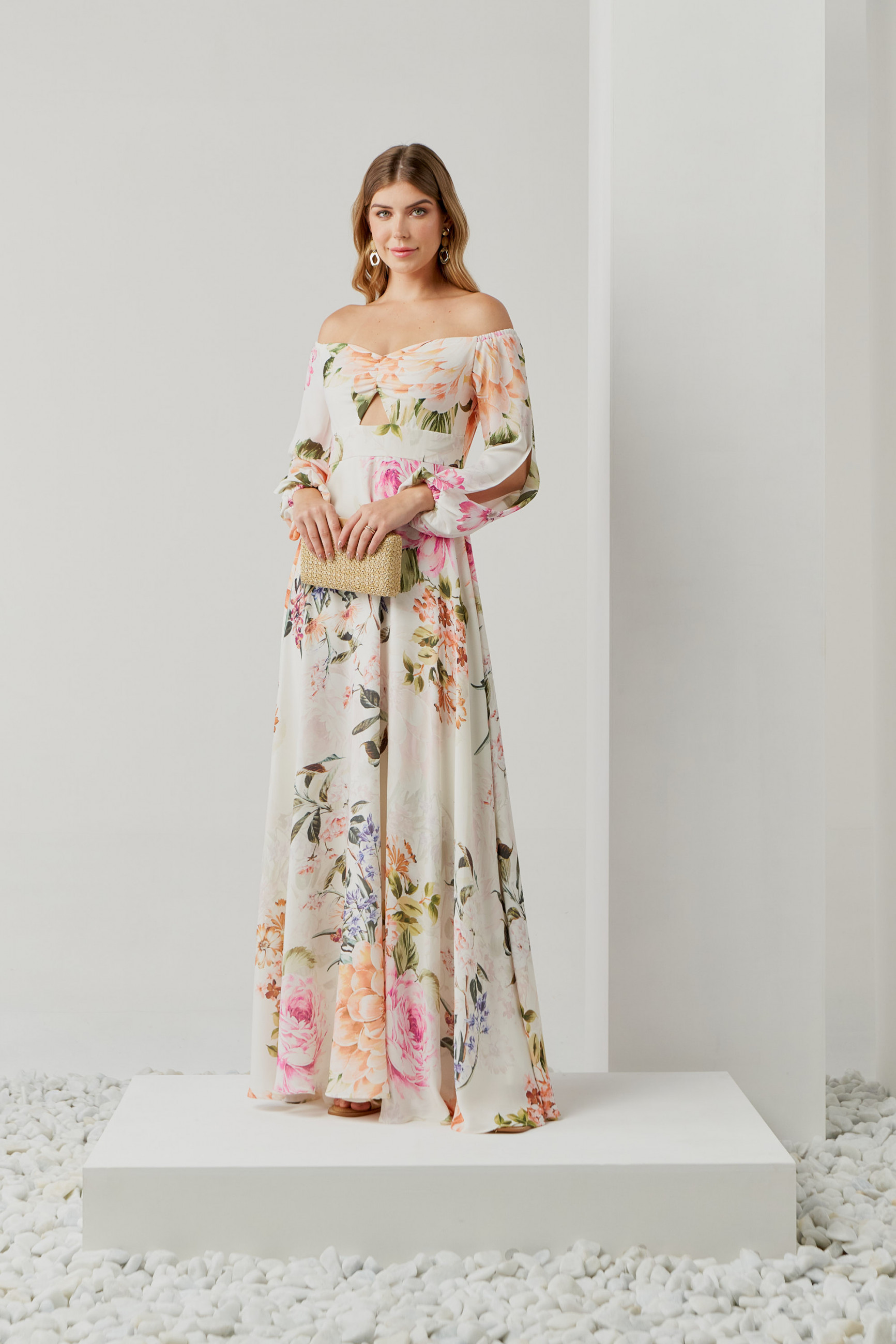 Vestido Festa Madrinha  off white  manga longo Ladydress