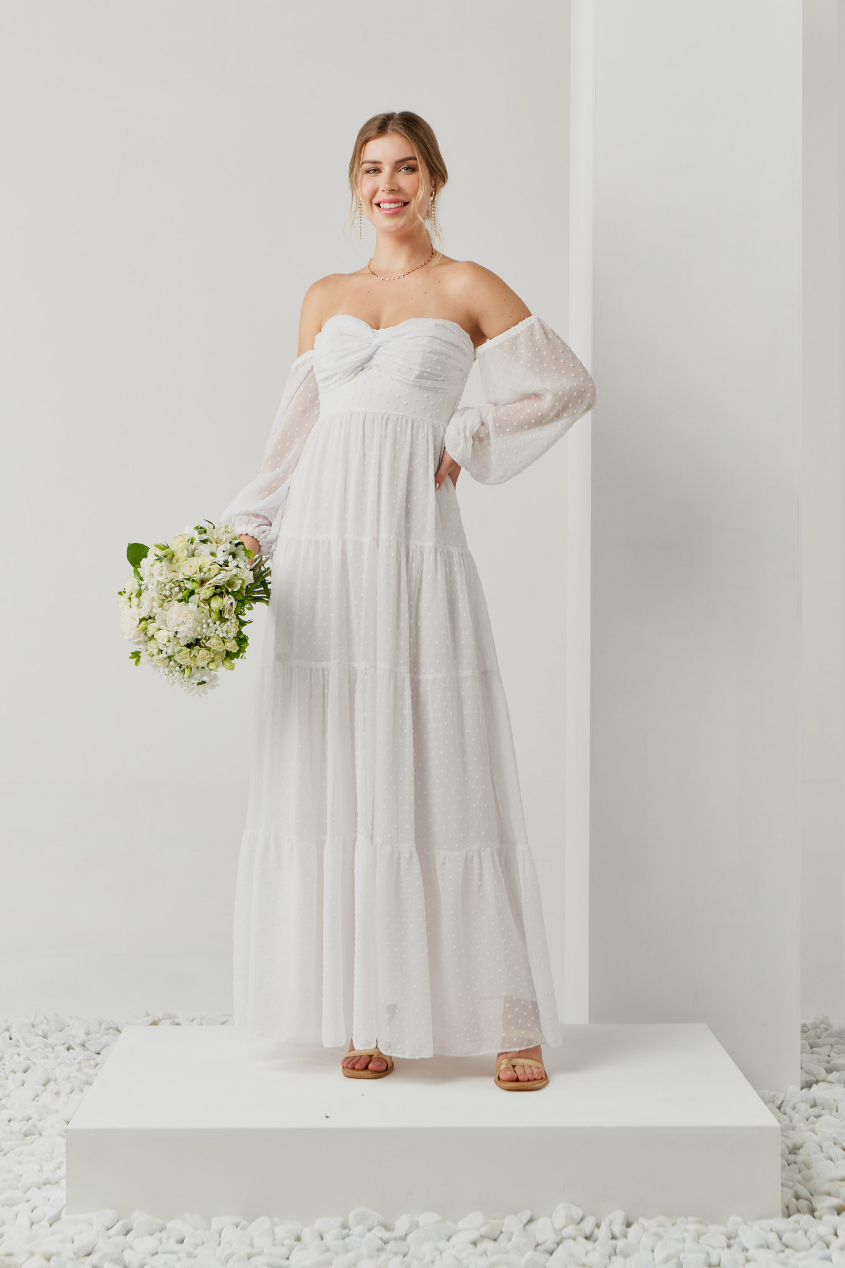 Vestido Festa Madrinha  off white  manga longo Ladydress