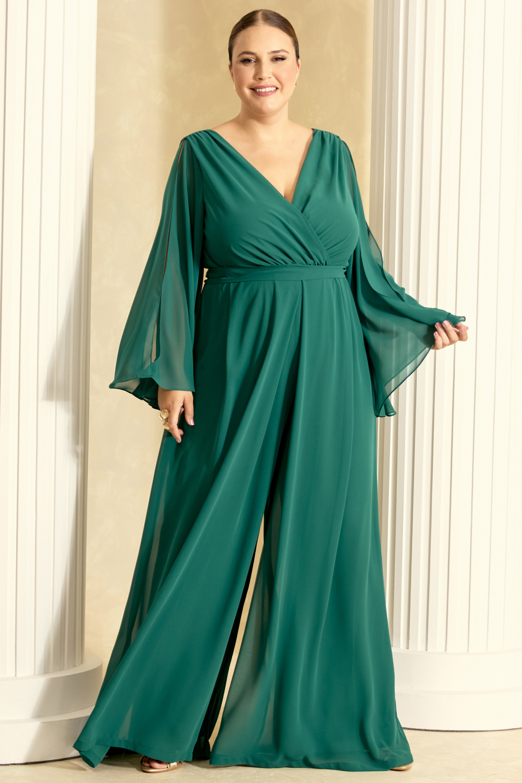 Macacão Longo Plus Size Verde Escuro Cora Ladydress