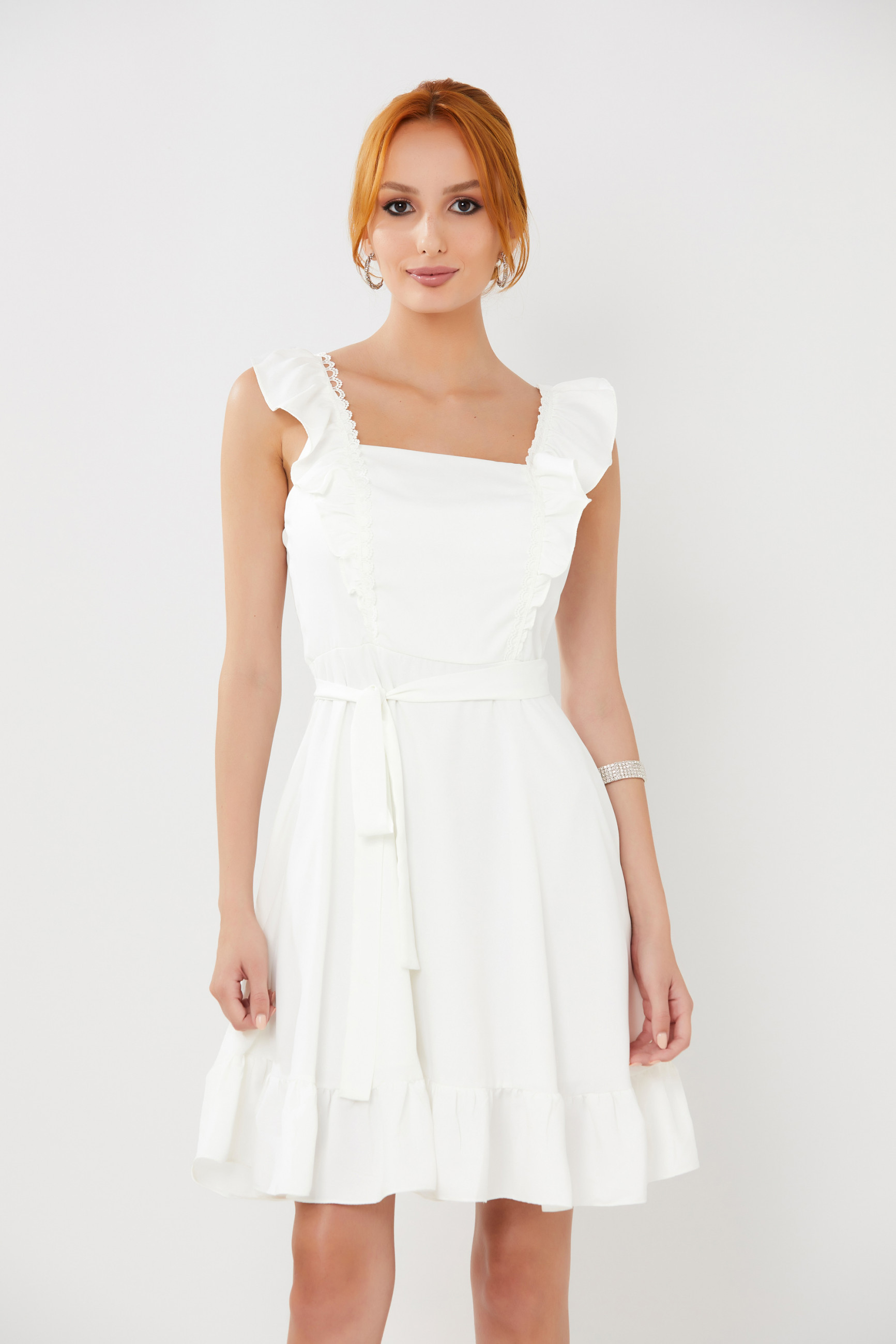 Vestido Curto Alana Off White