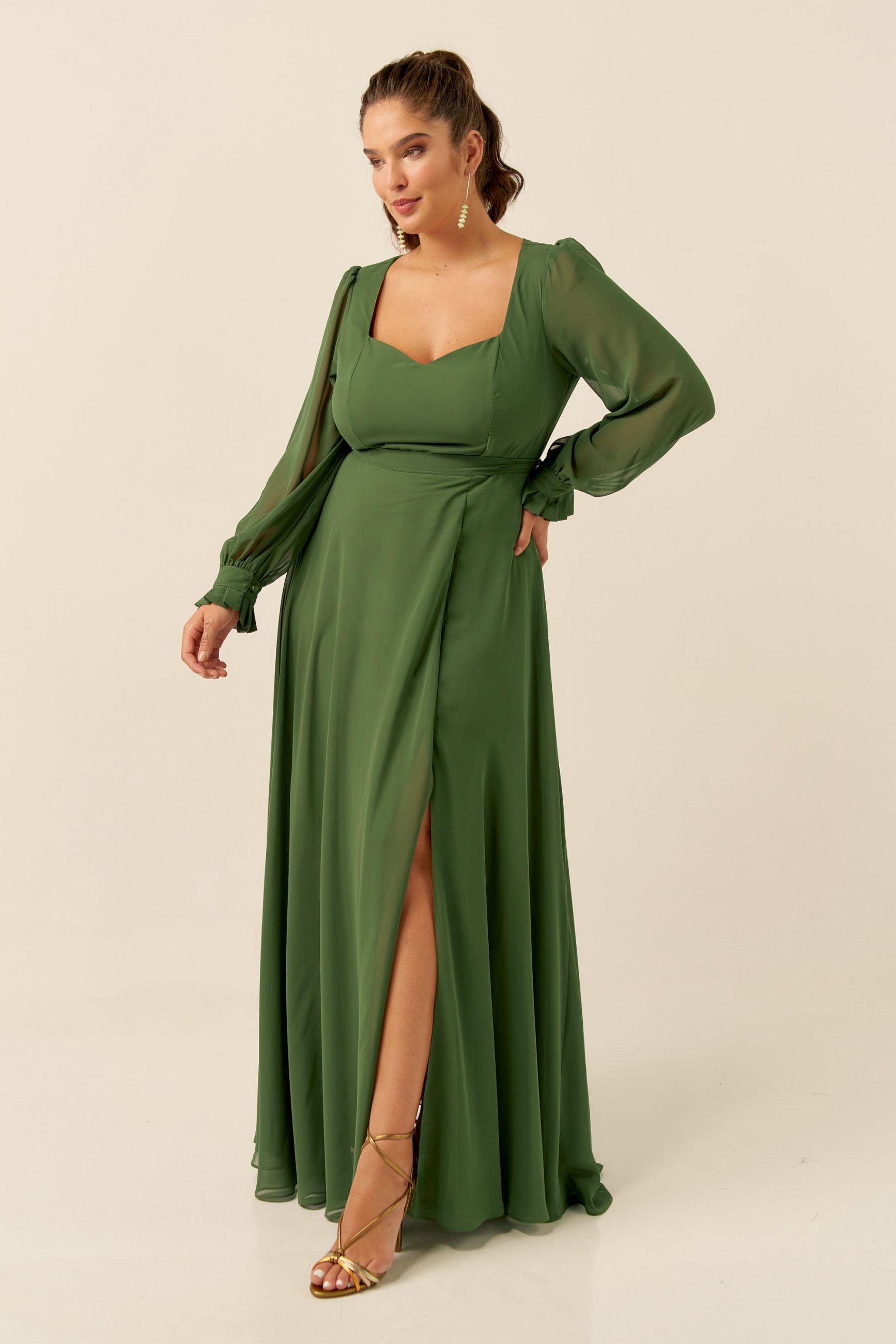 Vestido Festa Madrinha Plus Size Verde Oliva  decote fenda Longo Ladydress