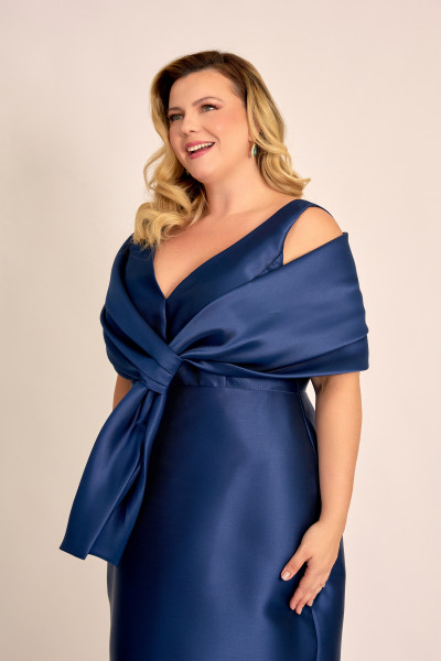 Vestido de Festa Midi Plus Size Azul Marinho Sônia Ladydress